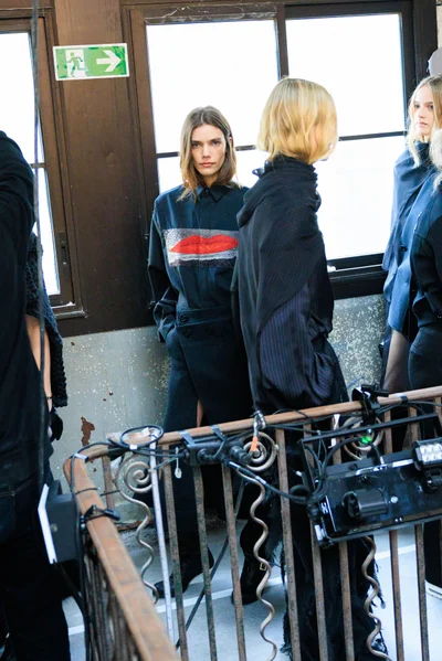 Look 26
